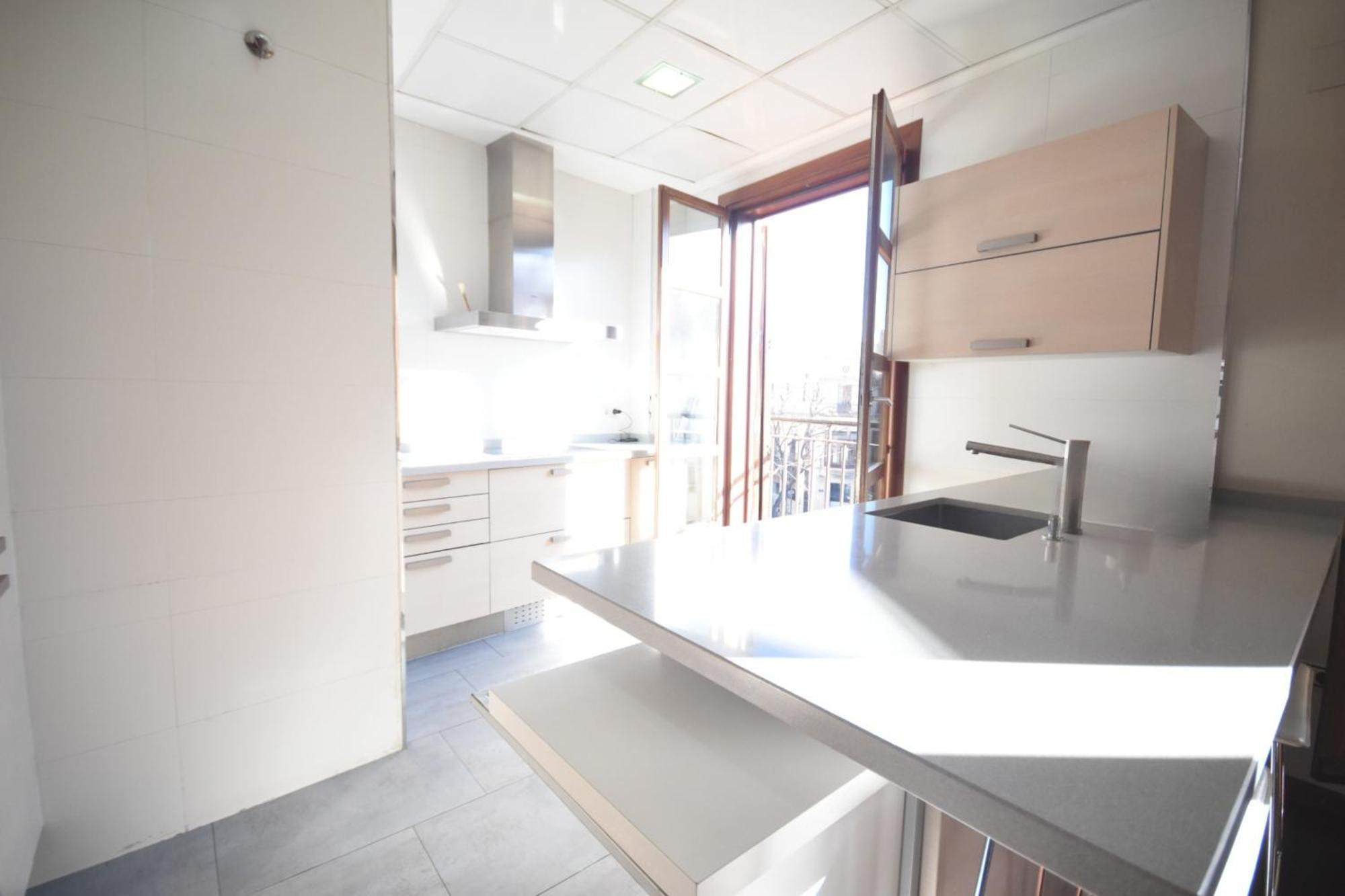 Bello Apartamento En La Plaza Del Tossal Valencia Ngoại thất bức ảnh